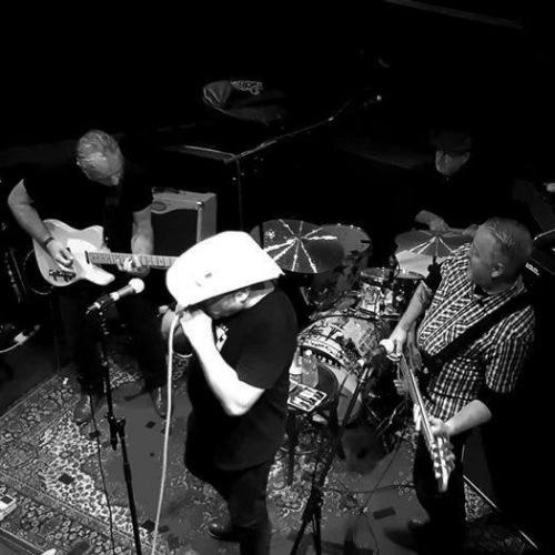 Junior & the Easy Aces