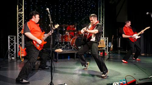 Bo Walton & Red Alert at Melksham Rock 'n' Roll Club